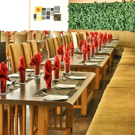 Fabhotel Flora Vastral Ahmadábád Kültér fotó