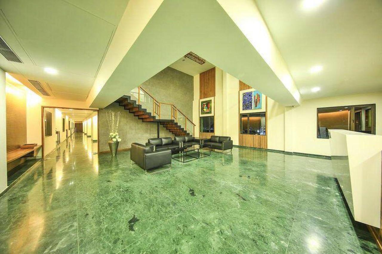 Fabhotel Flora Vastral Ahmadábád Kültér fotó
