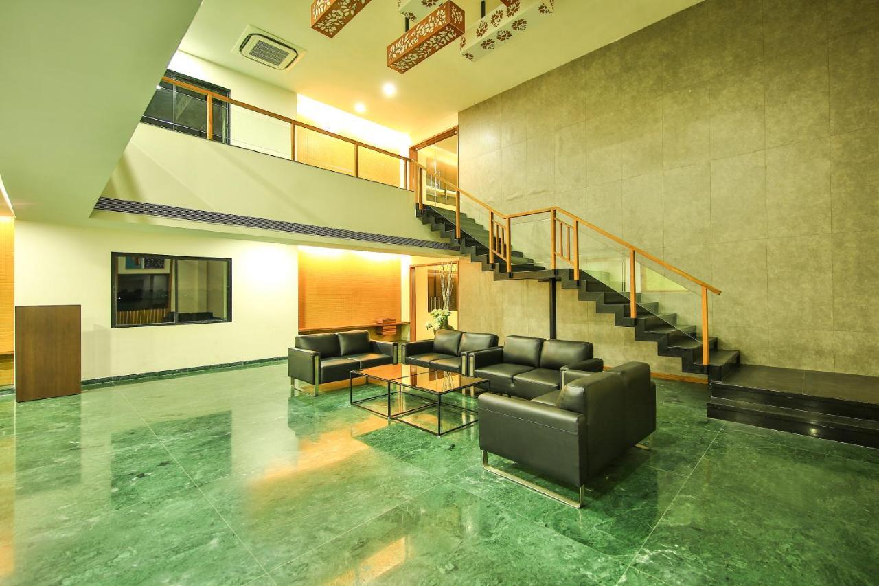 Fabhotel Flora Vastral Ahmadábád Kültér fotó