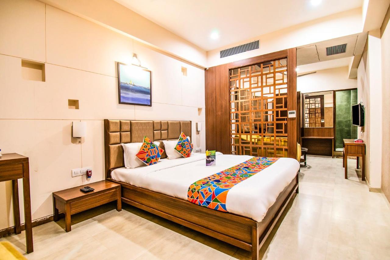 Fabhotel Flora Vastral Ahmadábád Kültér fotó